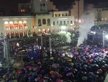 Πατρινό Καρναβάλι ’19: Τελετή έναρξης-φιάσκο με μισό πρόγραμμα και βροχή (βίντεο)